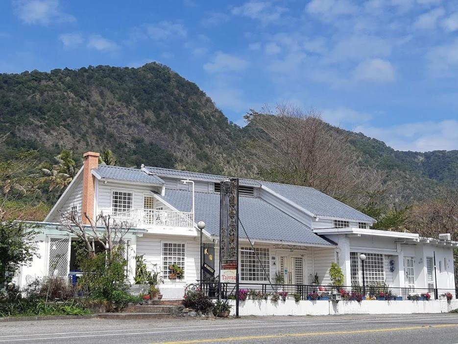 Nespecifikovaný výhled na hory nebo výhled na hory při pohledu z bed and breakfast