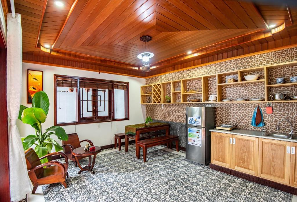 Kuchyň nebo kuchyňský kout v ubytování Art Villa Hoi An