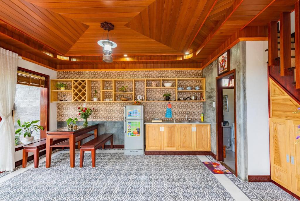 Kuchyň nebo kuchyňský kout v ubytování Art Villa Hoi An