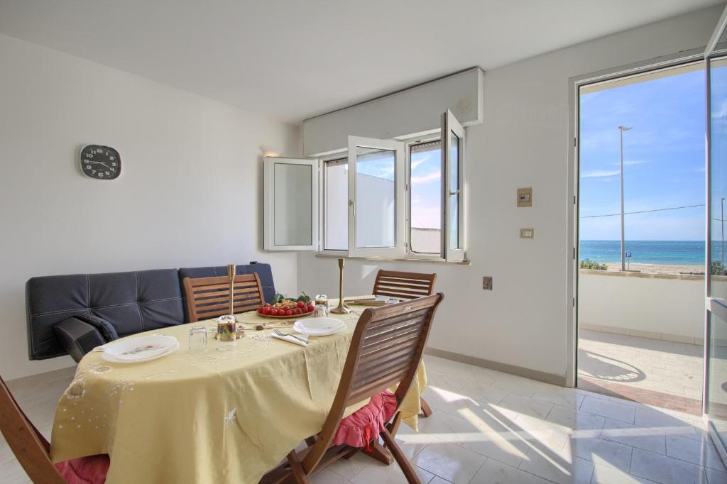 Nespecifikovaný výhled na moře nebo výhled na moře při pohledu z apartmánu