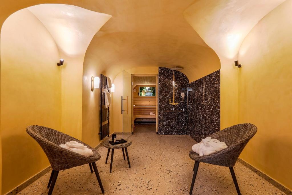 Hotel des Vosges BW Premier Collection - Resim 23