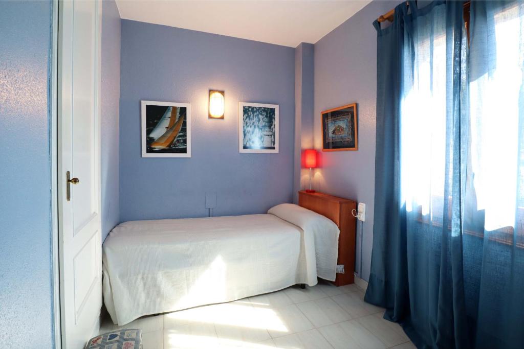 Postel nebo postele na pokoji v ubytování Jardins de S'agaro per 6 pax, piscina comunitaria y parking E32235