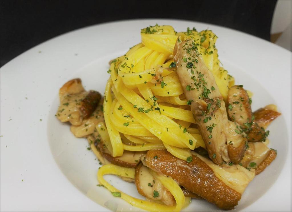 Hotel La Place Roma - Resim 34