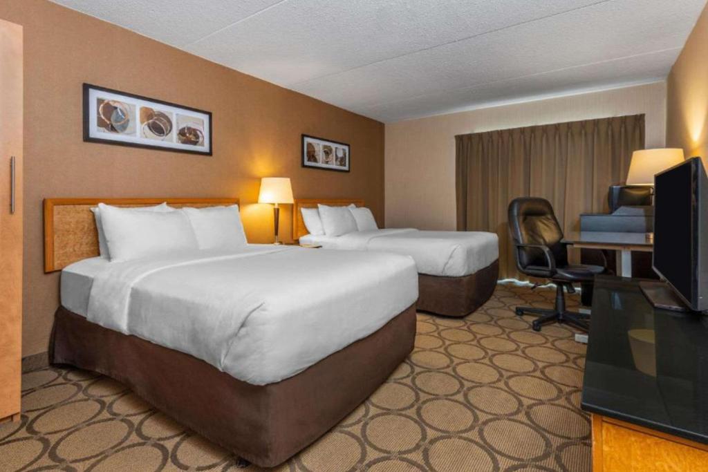 Comfort Inn - Estándar 2 Camas Dobles Piso Superior No Fumador