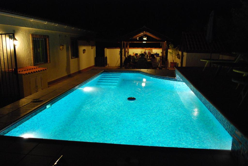 Bazén v ubytovaní Bed & Breakfast Finca de los Sueños alebo v jeho blízkosti