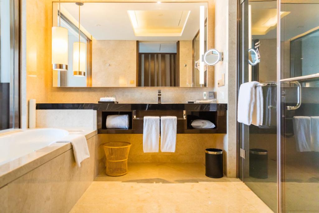 Postel nebo postele na pokoji v ubytování Crowne Plaza Zhangzhou by IHG