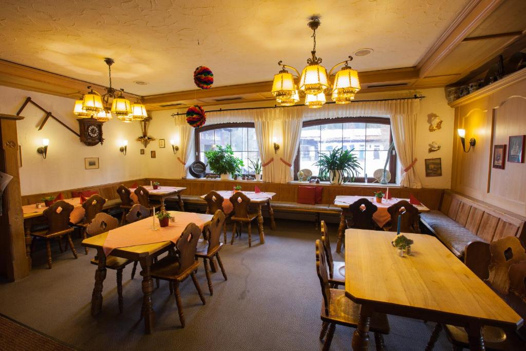 Posezení v ubytování Hotel Pfrontener Hof