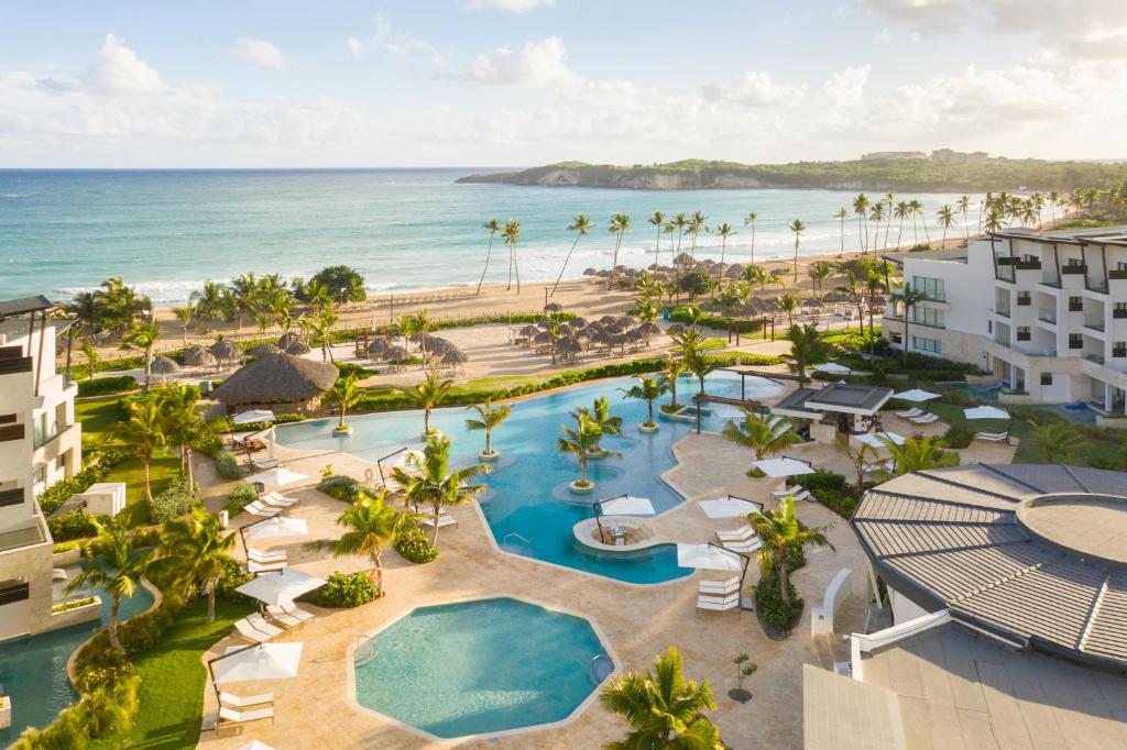 Bazén v ubytování Dreams Macao Beach Punta Cana - All Inclusive nebo v jeho okolí