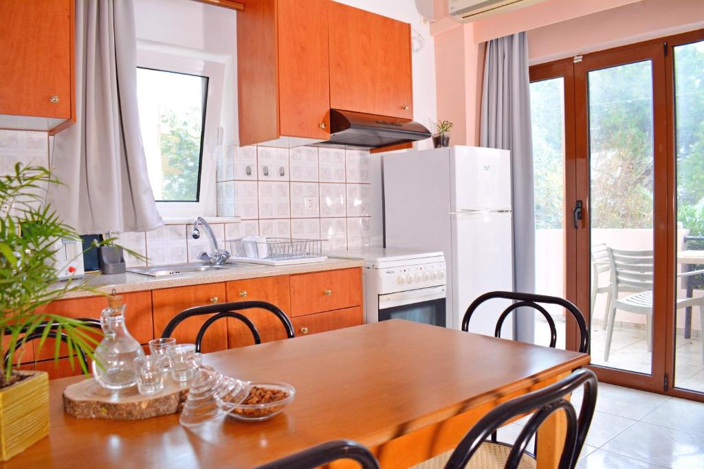 Kuchyňa alebo kuchynka v ubytovaní Melina's House