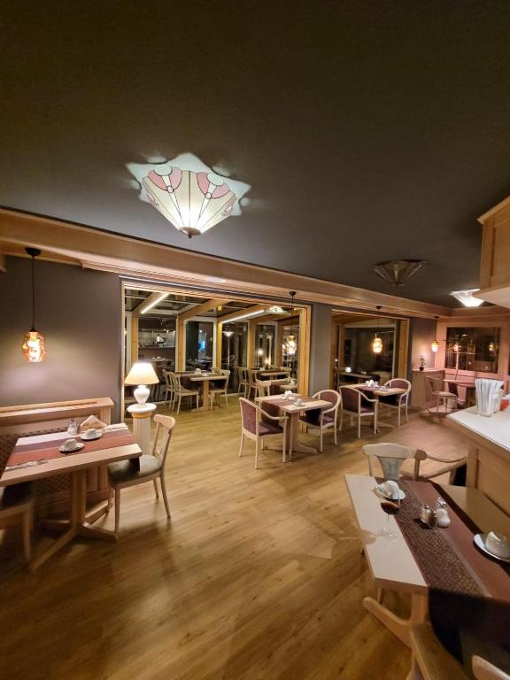 Restaurace v ubytování Ambiente Hotel garni