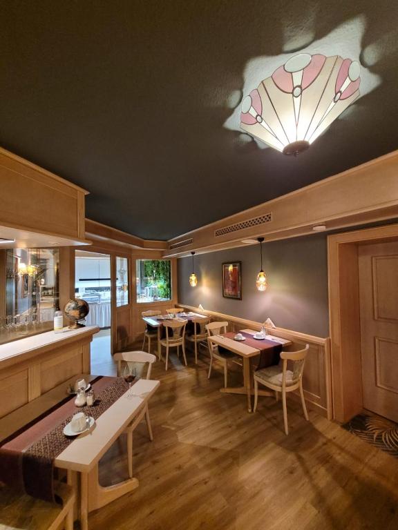 Restaurace v ubytování Ambiente Hotel garni
