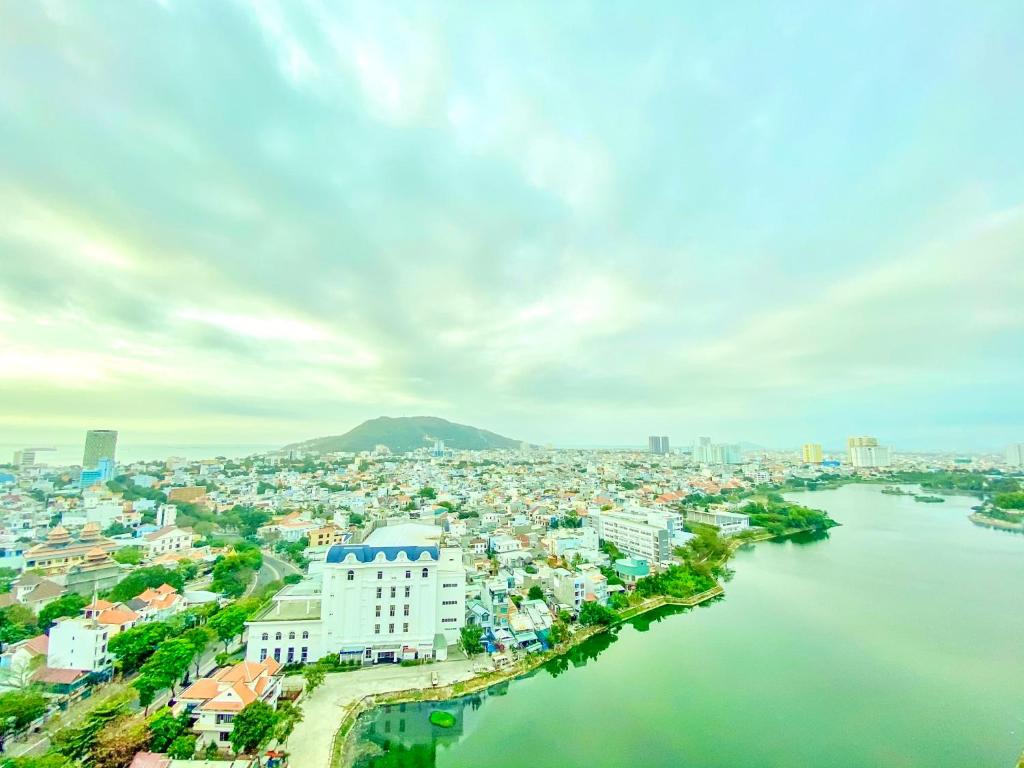 Căn Hộ Nghỉ Dưỡng Melody Vũng Tàu - Tomorrow HomeStay 2 - Twee Slaapkamers Appartement