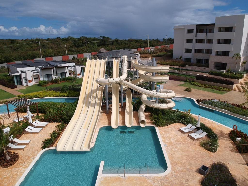 Bazén v ubytování Dreams Macao Beach Punta Cana - All Inclusive nebo v jeho okolí