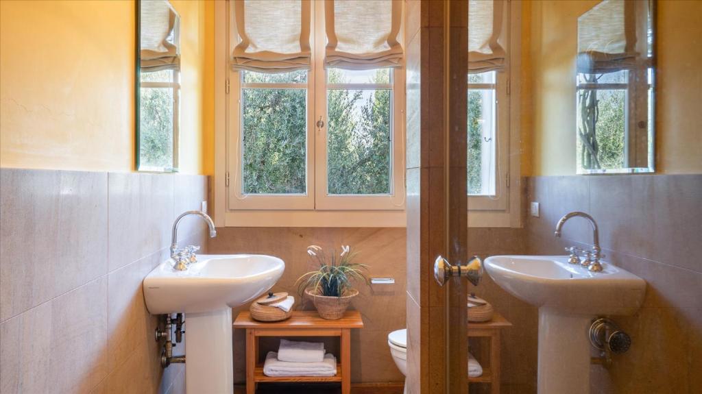 Kúpeľňa v ubytovaní CASA DEL VENTO 10, Emma Villas