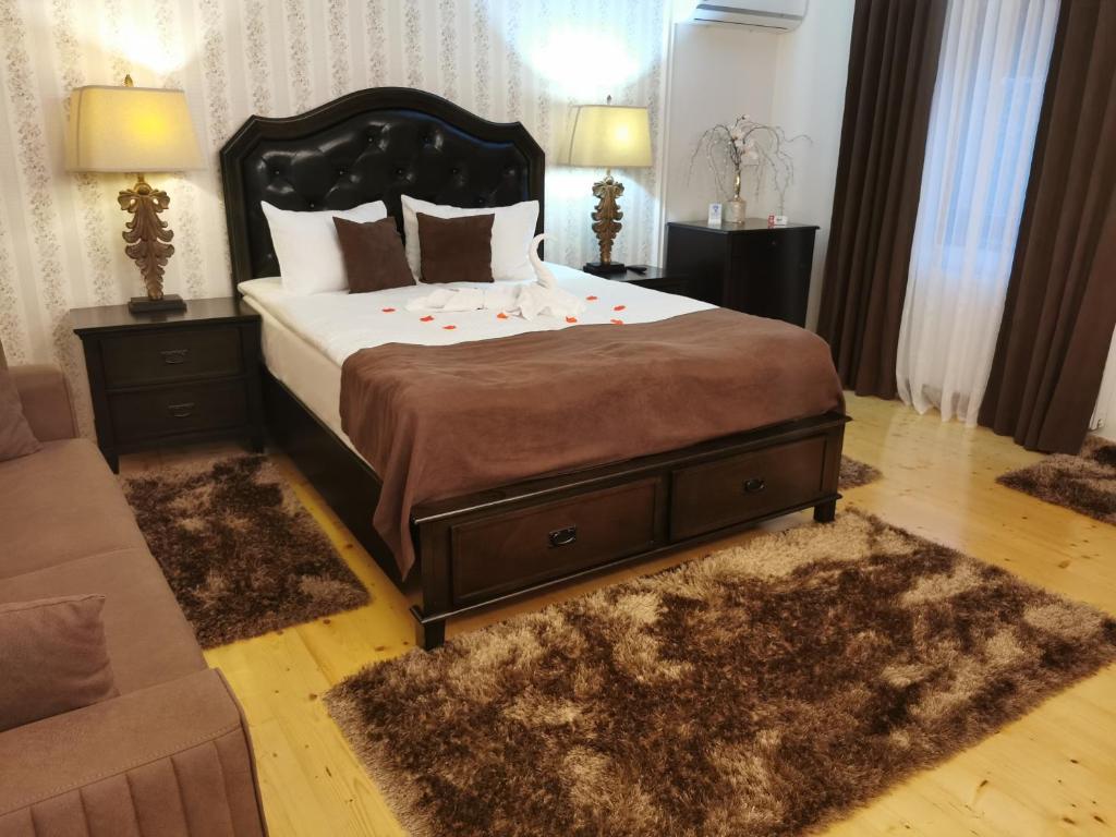 Select House - Deluxe Triple Room