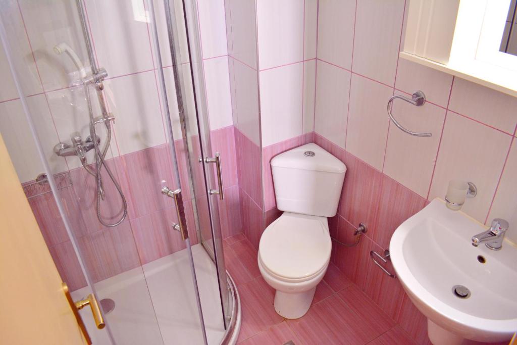 Kúpeľňa v ubytovaní Melina's House