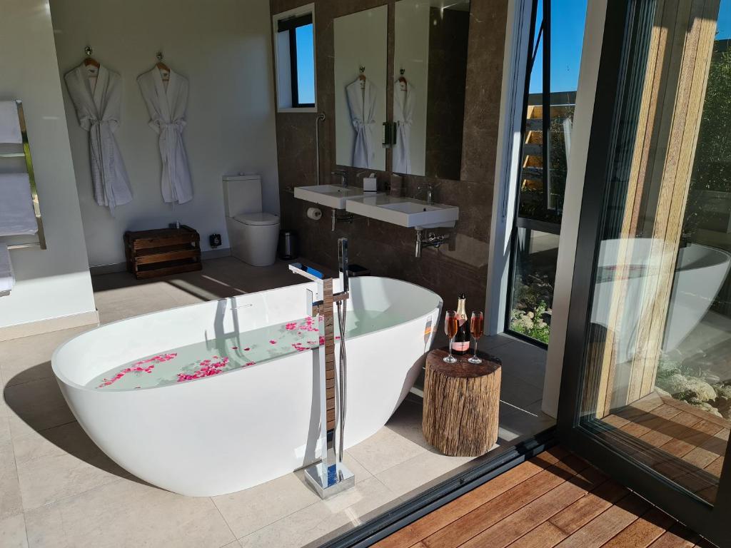 Glenburn Coastal Retreat - Resim 8