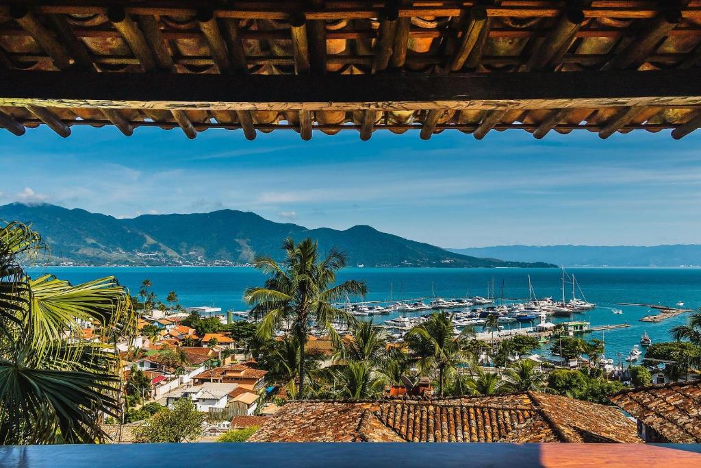  Casa Deck ao Mar - Vista e aconchego próximo ao Yatch Club Ilhabela