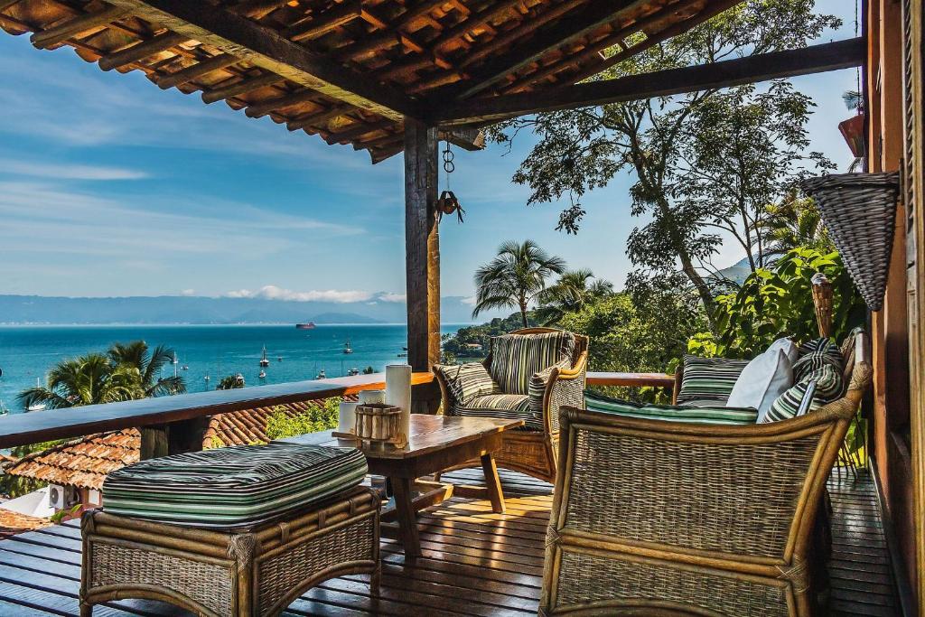  Casa Deck ao Mar - Vista e aconchego próximo ao Yatch Club Ilhabela