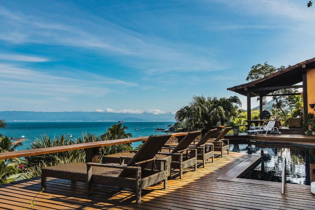  Casa Deck ao Mar - Vista e aconchego próximo ao Yatch Club Ilhabela