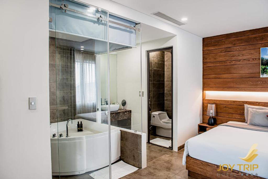 Suite Gia Đình