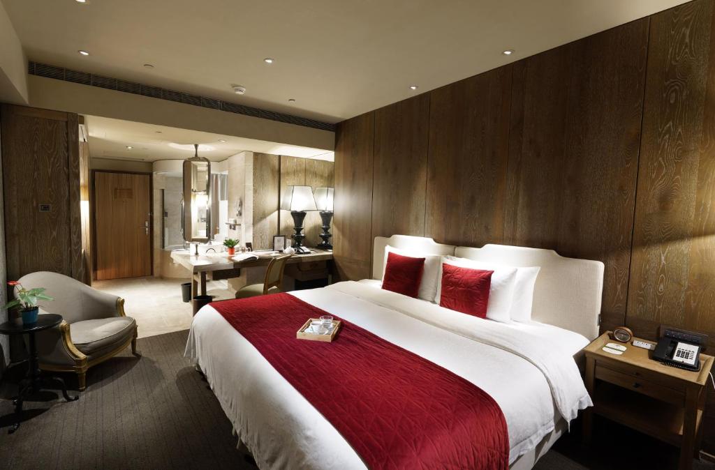 Palais de Chine Hotel - Deluxe King Room