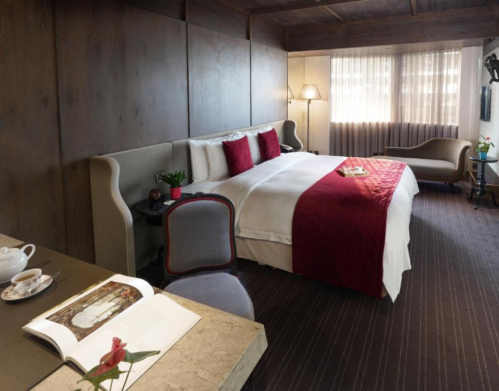 Palais de Chine Hotel - Executive Deluxe King Room