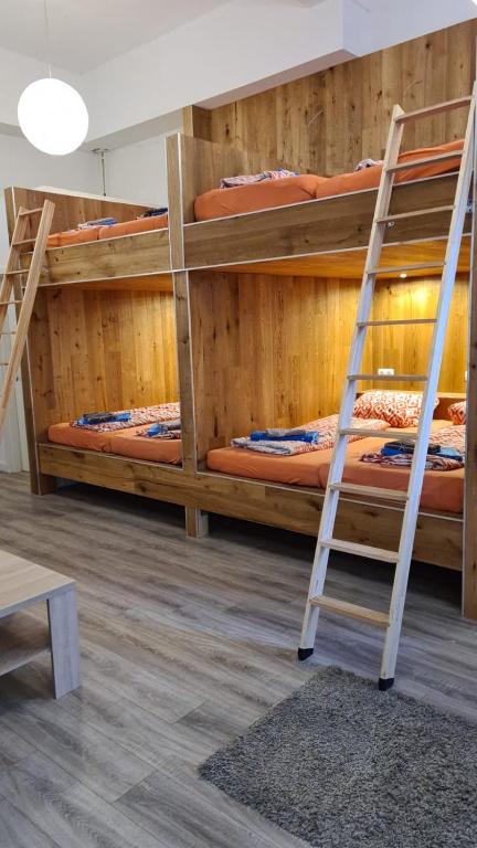 Postel nebo postele na pokoji v ubytování Flensburg City - 24h