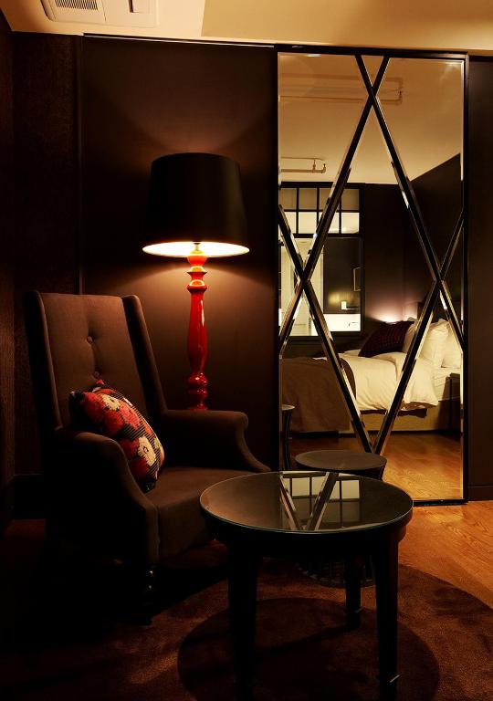 Posezení v ubytování Lee Design Hotel