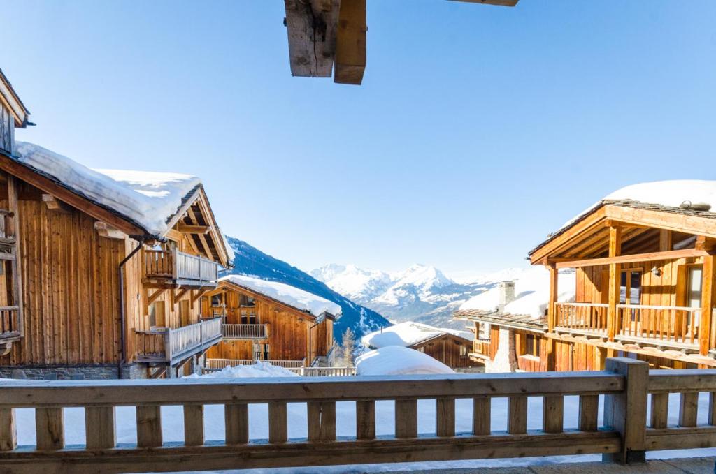 Black Diamond Lodge - Chalet Met Drie Slaapkamers