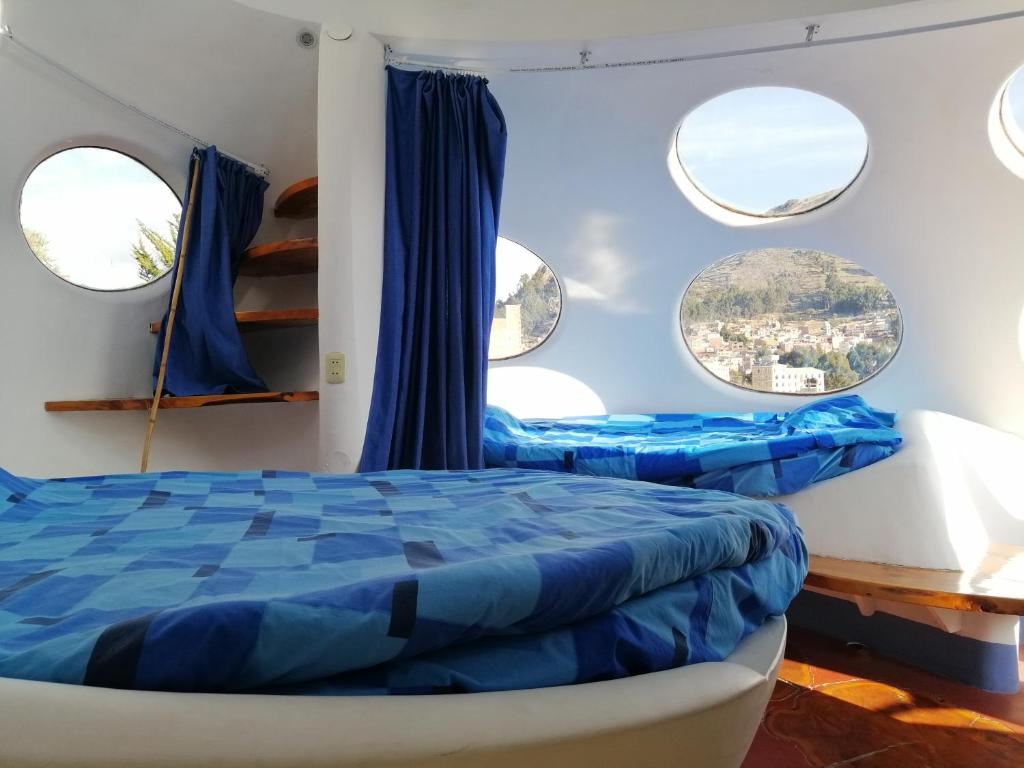Hostal Las Olas - Suite With Lake View