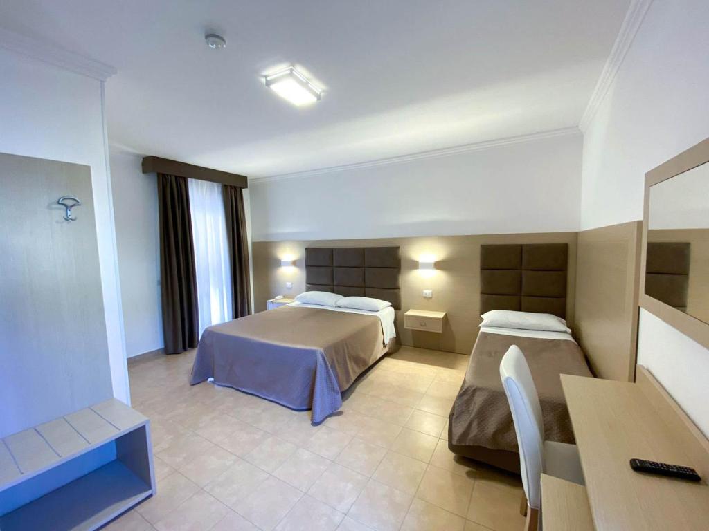 Le Naiadi Park Hotel Sul Lago - Chambre Triple