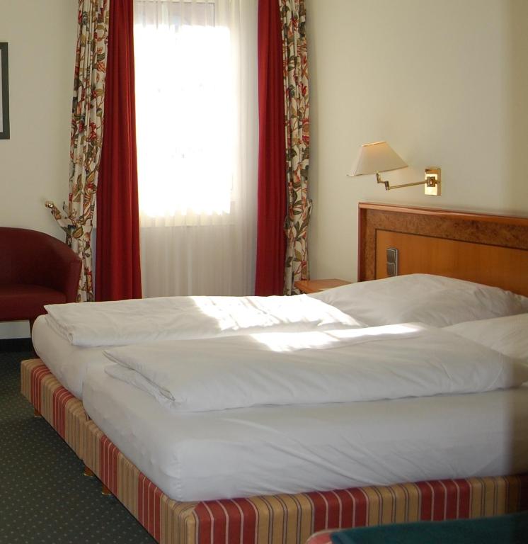 Hotel Ochsen Stuttgart - Resim 36