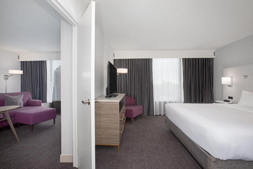 Crowne Plaza Kansas City Downtown by IHG - Worklife Suite Met één Slaapkamer Met Uitzicht