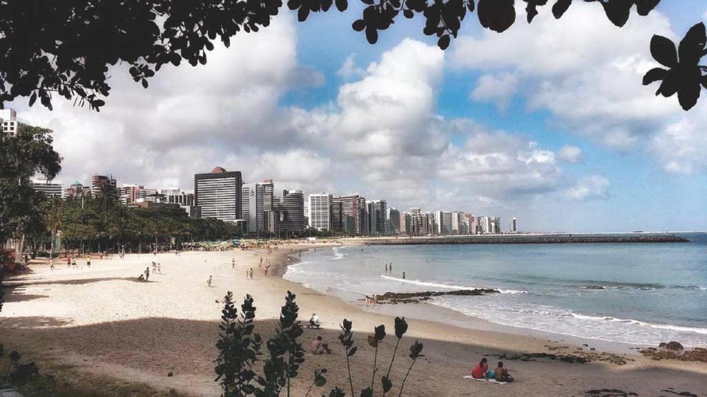  Apartamento Golden beira mar