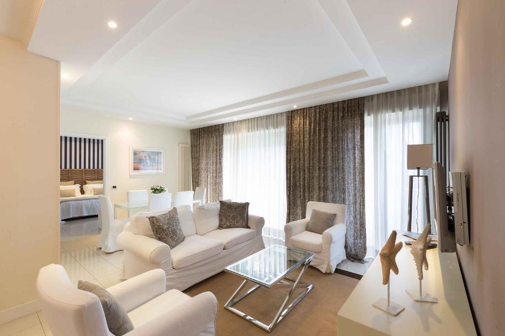 Residence Lungomare - Charming apartments - Resim 43