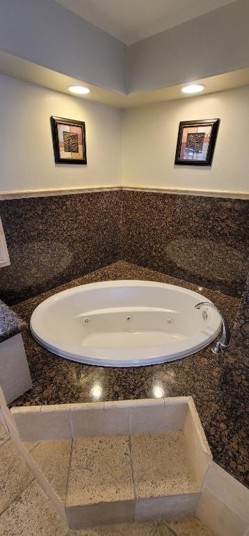 Beachwalker Inn & Suites photo