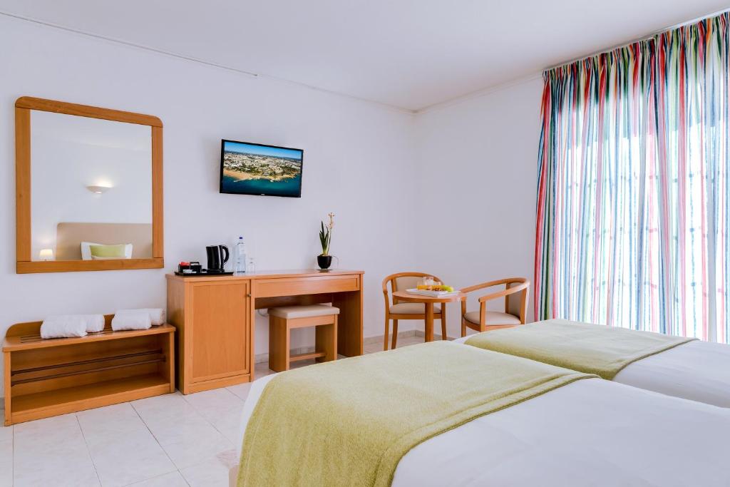 Monica Isabel Beach Club - 