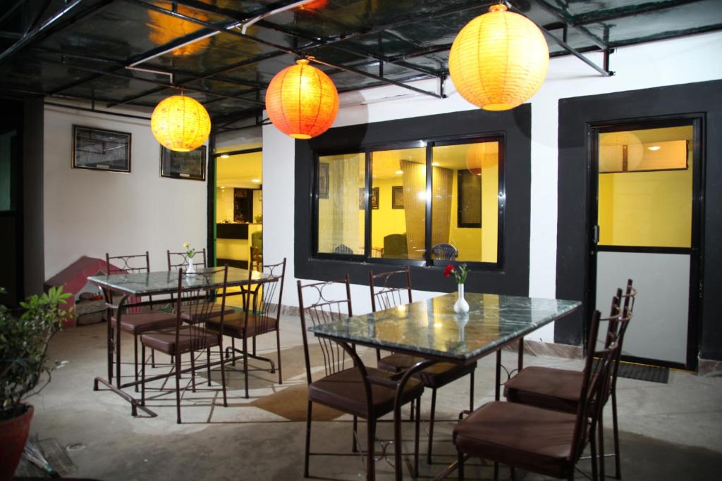 Posezení v ubytování New Hotel Panda