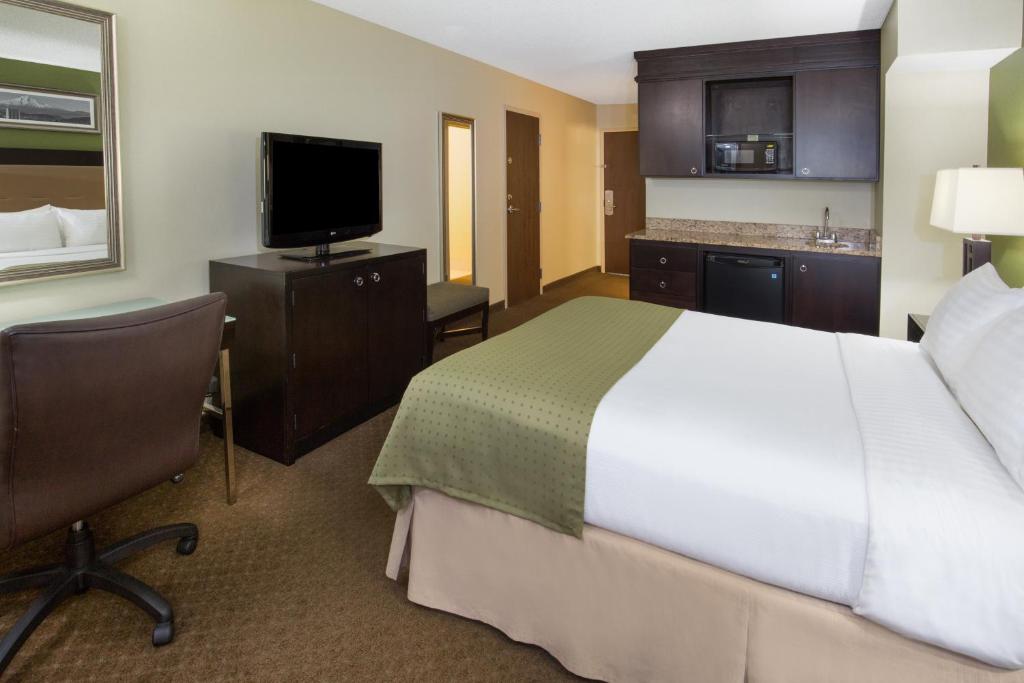 Holiday Inn Portland-Airport I-205, an IHG Hotel - 