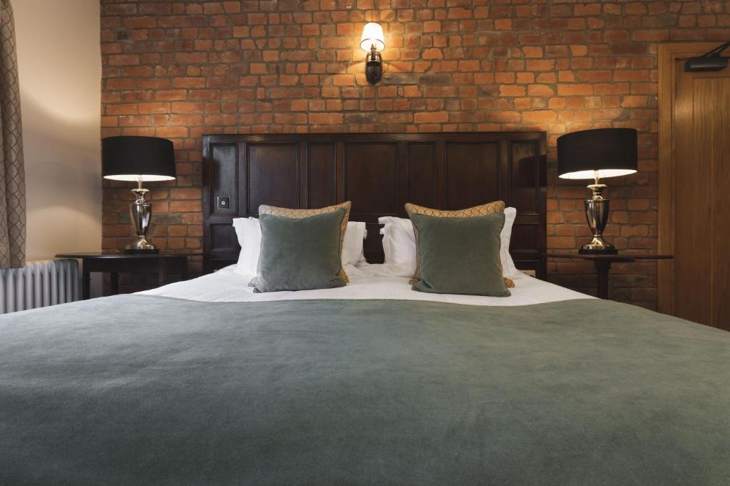 Lyth Valley Country Houseにあるベッド