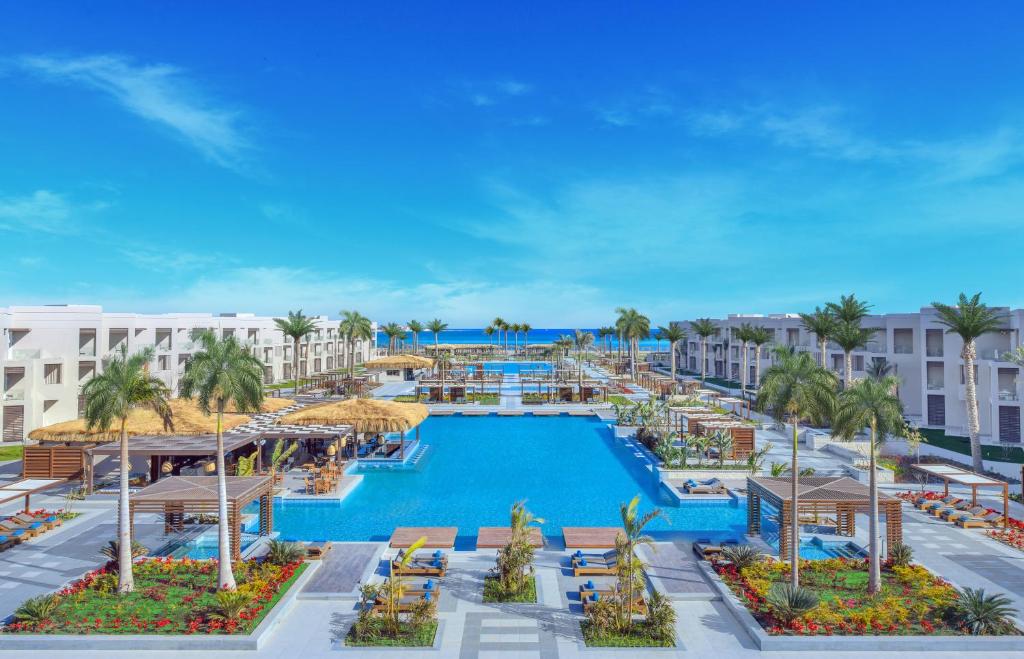 Bazén v ubytování Steigenberger Resort Ras Soma nebo v jeho okolí