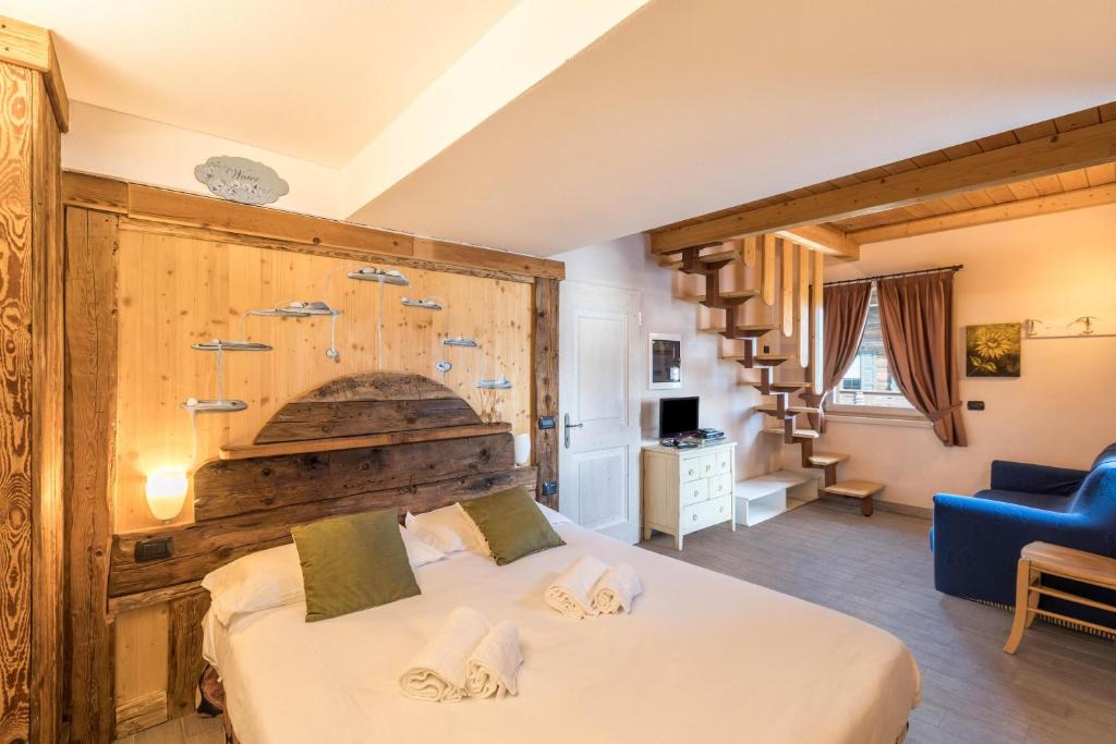 A bed or beds in a room at Ice Chalet 3 Elements