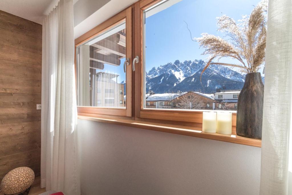 Nespecifikovaný výhled na hory nebo výhled na hory při pohledu z apartmánu