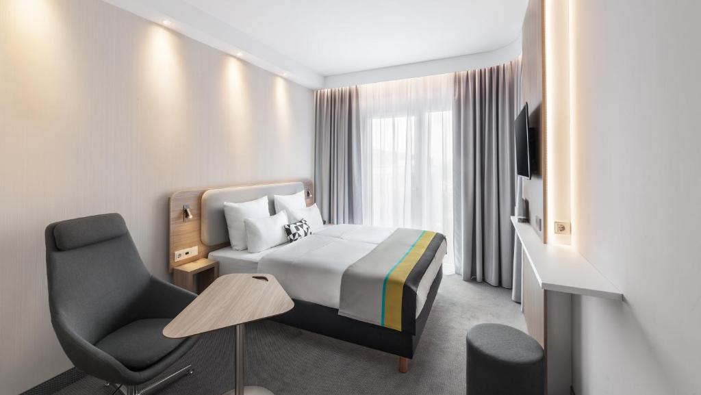 Holiday Inn Express Düsseldorf - Hauptbahnhof by IHG