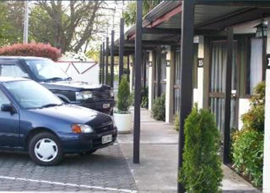 Gothic Heights Motel - Resim 33