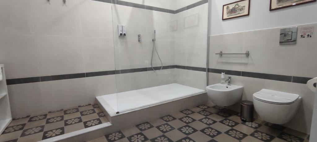 Palazzo Caratozzolo - 14