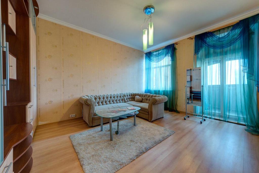 Posedenie v ubytovaní Apartments with three rooms on Shevchenko blvd