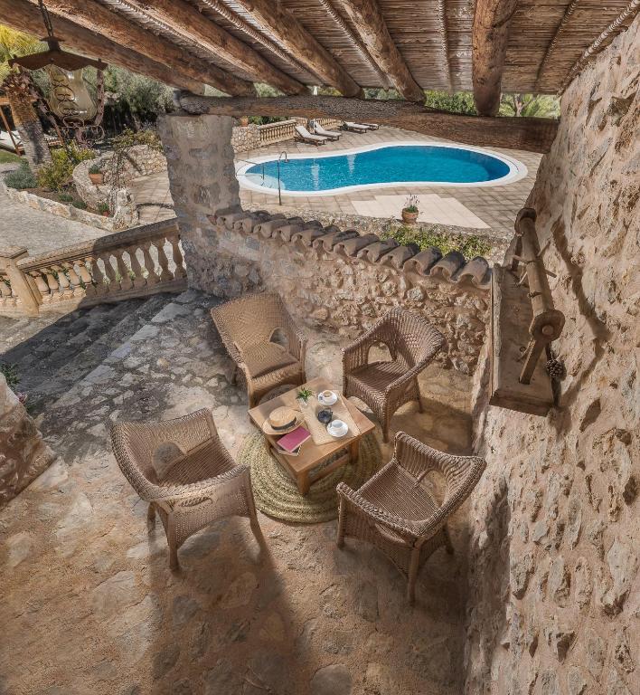 The swimming pool at or close to Ca'n Beneït