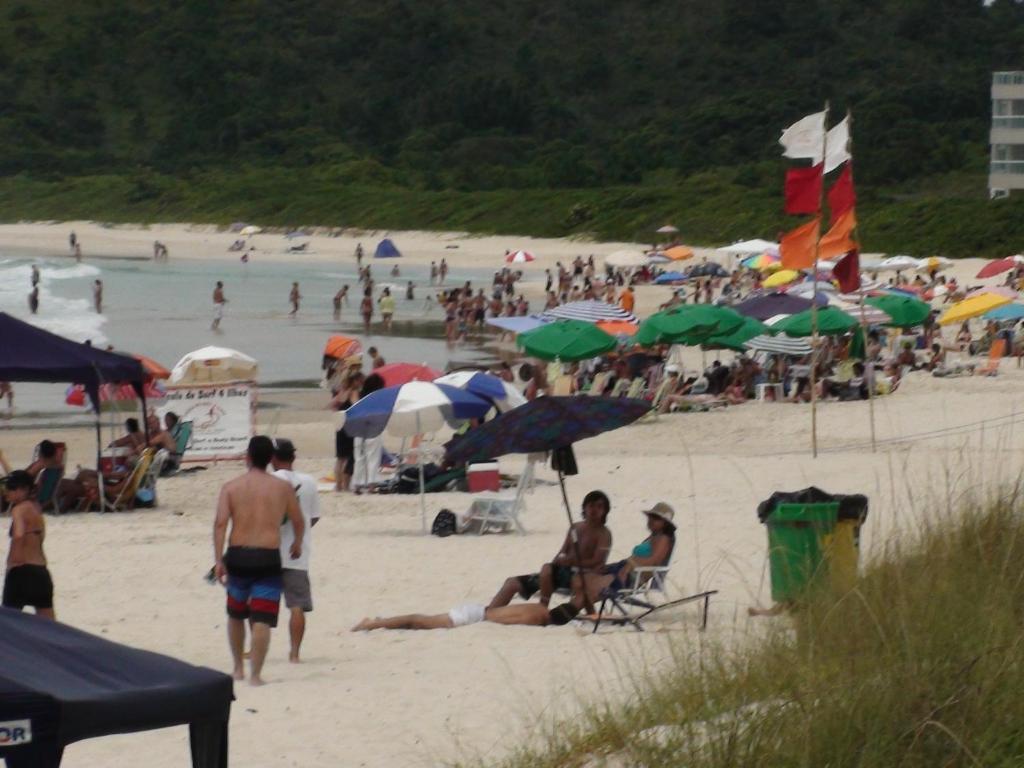 BOMBINHAS APTO 02 DORMITÓRIOS 60m DA PRAIA COM VISTA